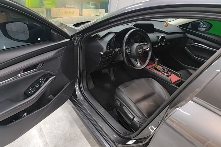 Used Mazda 3 Axela 2023 2.0L Automatic Zhiya Edition Driver Seat