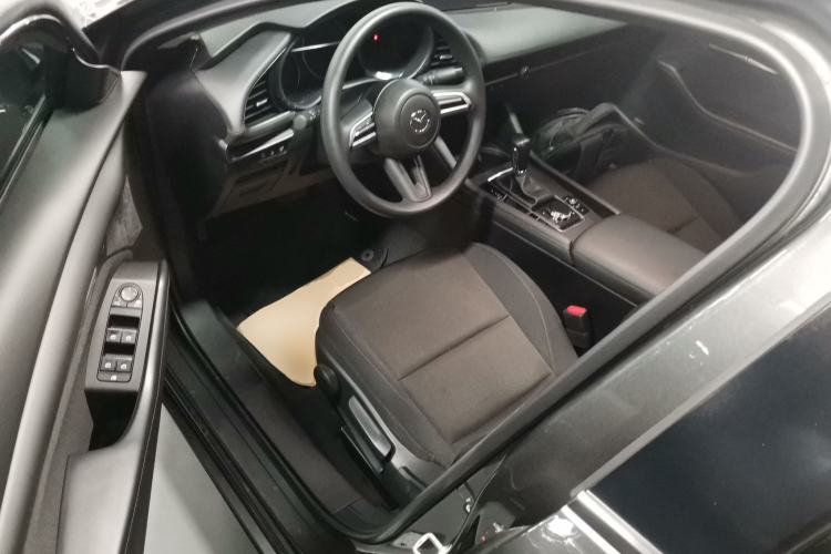 Used Mazda 3 Axela 2023 2.0L Automatic Zhiqing Edition Driver Seat