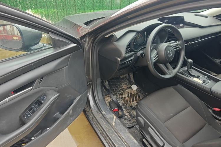 Used Mazda 3 Axela 2023 2.0L Automatic Zhiqing Edition Driver Seat