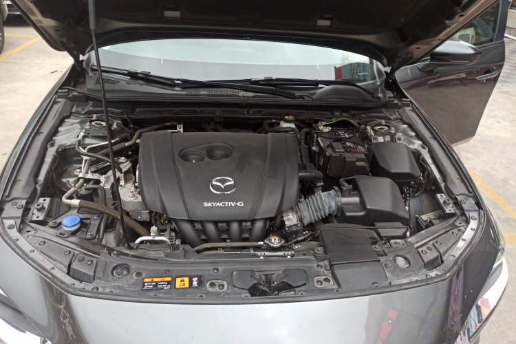 Used Mazda 3 Axela 2023 2.0L Automatic ZhiZhen Edition Engine Bay