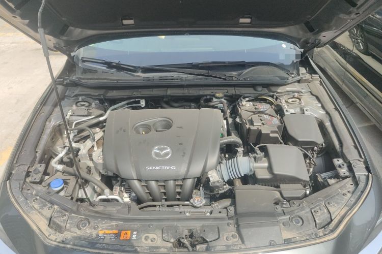 Used Mazda 3 Axela 2023 2.0L Automatic ZhiZhen Edition Engine Bay