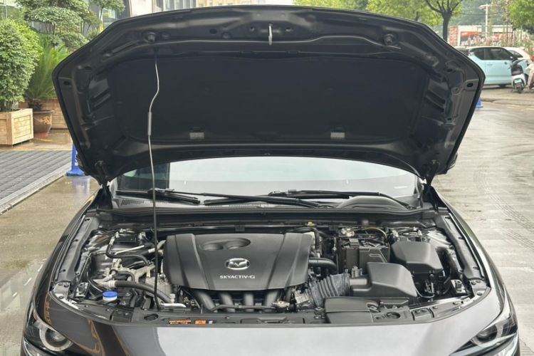 Used Mazda 3 Axela 2023 2.0L Automatic ZhiZhen Edition Engine Bay