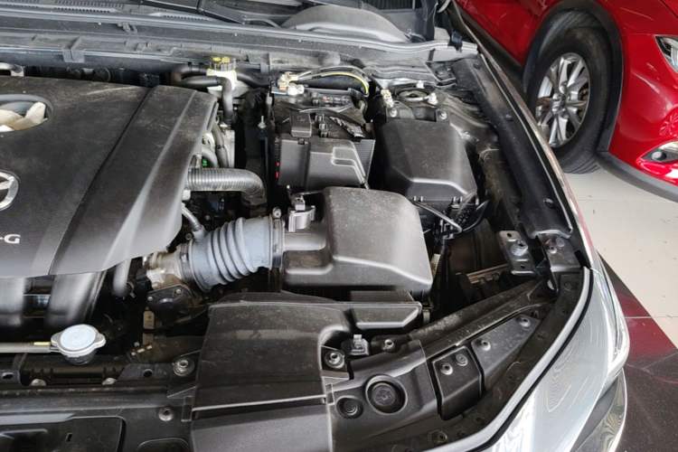 Used Mazda 3 Axela 2023 2.0L Automatic ZhiXuan Edition Engine Bay Left