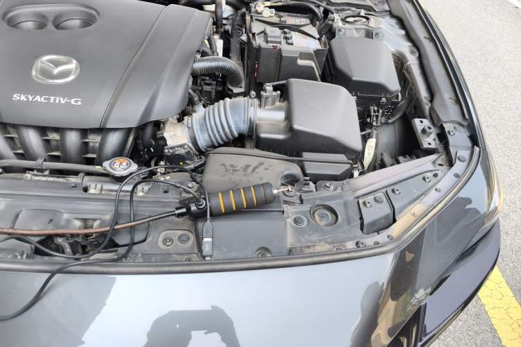 Used Mazda 3 Axela 2023 2.0L Automatic Zhiqing Edition Engine Bay Left