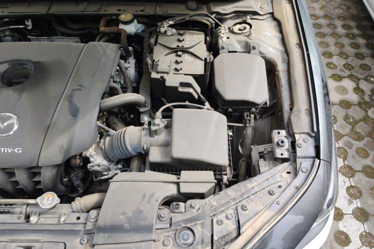 Used Mazda 3 Axela 2023 2.0L Automatic ZhiXuan Edition Engine Bay Left