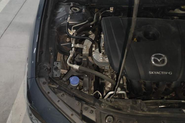 Used Mazda 3 Axela 2023 2.0L Automatic Zhiyao Edition Engine Bay Right