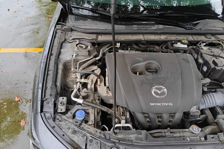Used Mazda 3 Axela 2023 2.0L Automatic ZhiXuan Edition Engine Bay Right