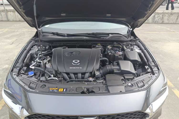 Used Mazda 3 Axela 2023 2.0L Automatic ZhiXuan Edition Engine Bay