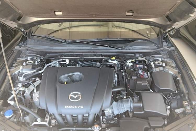 Used Mazda 3 Axela 2023 2.0L Automatic ZhiXuan Edition Engine Bay