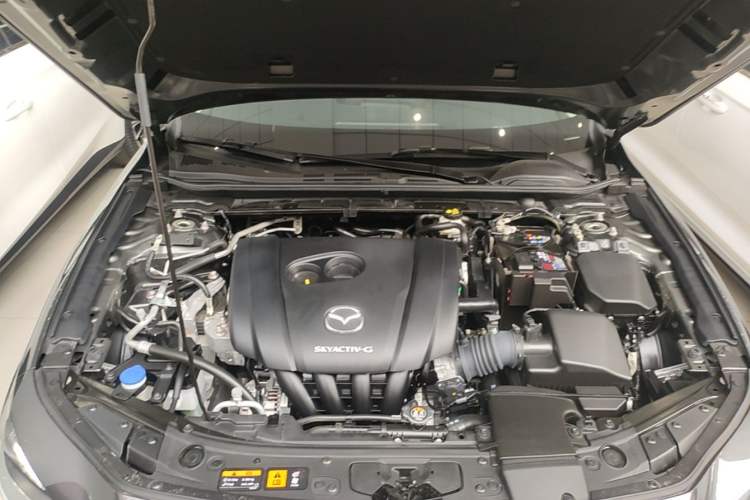 Used Mazda 3 Axela 2023 2.0L Automatic Zhiyao Edition Engine Bay