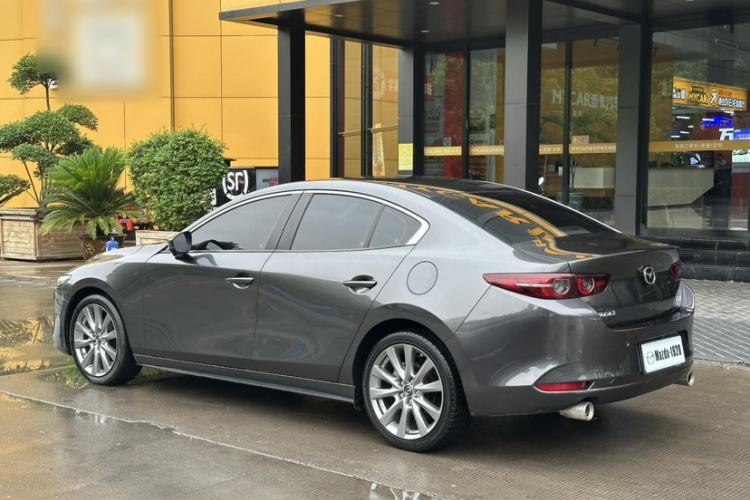 Used Mazda 3 Axela 2023 2.0L Automatic ZhiZhen Edition Exterior 10