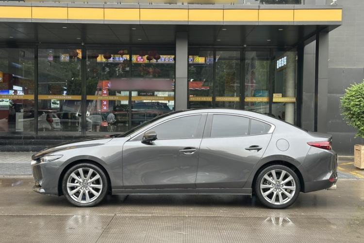 Used Mazda 3 Axela 2023 2.0L Automatic ZhiZhen Edition Exterior 11