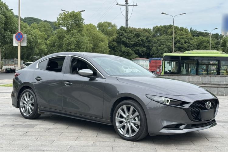 Used Mazda 3 Axela 2023 2.0L Automatic ZhiZhen Edition Exterior 2