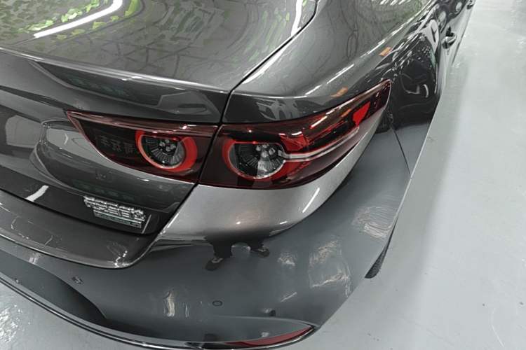 Used Mazda 3 Axela 2023 2.0L Automatic ZhiZhen Edition Exterior 3