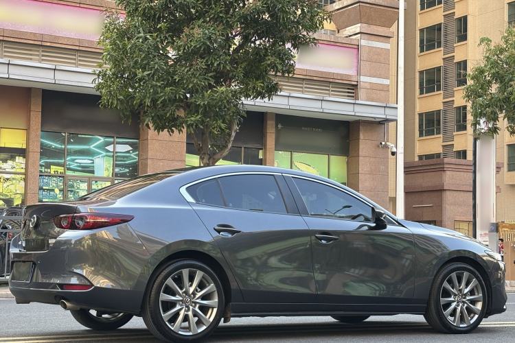 Used Mazda 3 Axela 2023 2.0L Automatic ZhiZhen Edition Exterior 3