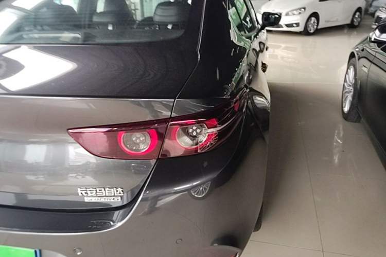Used Mazda 3 Axela 2023 2.0L Automatic ZhiZhen Edition Exterior 3