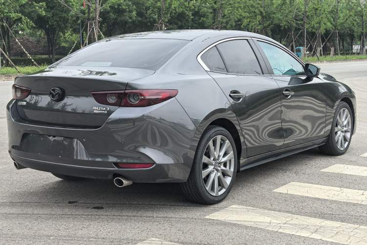 Used Mazda 3 Axela 2023 2.0L Automatic ZhiXuan Edition Exterior 4