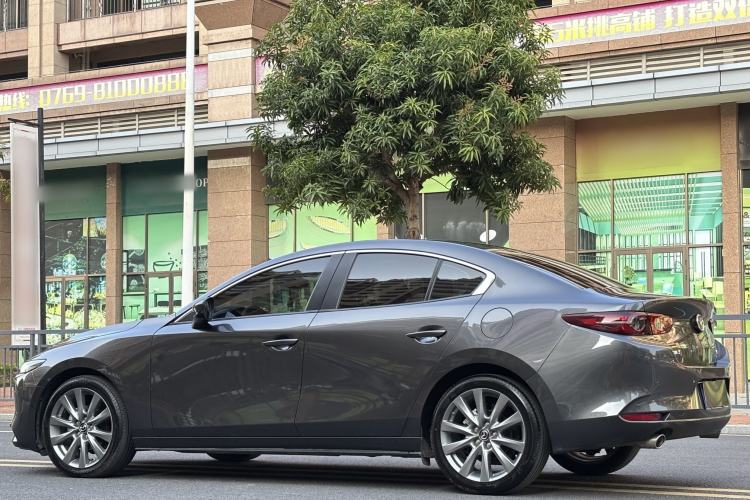 Used Mazda 3 Axela 2023 2.0L Automatic ZhiZhen Edition Exterior 5
