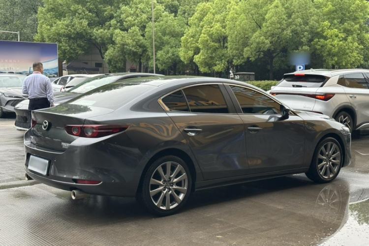 Used Mazda 3 Axela 2023 2.0L Automatic ZhiZhen Edition Exterior 6