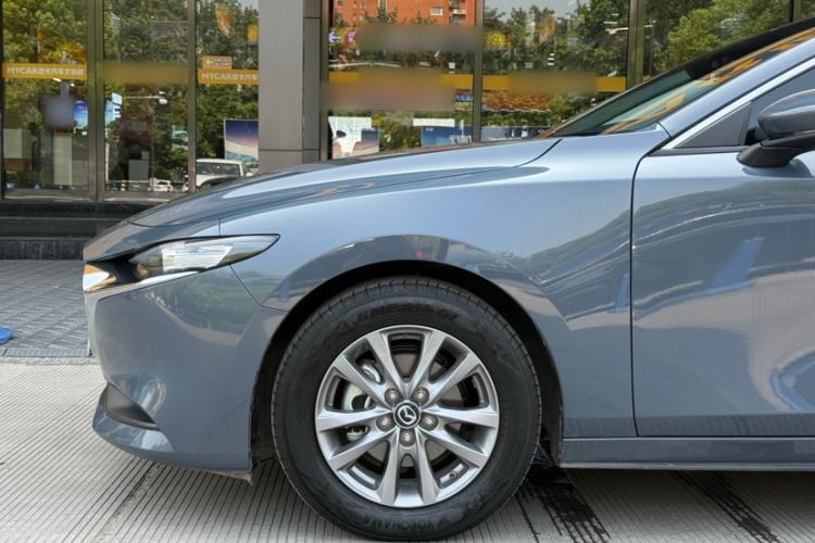 Used Mazda 3 Axela 2023 1.5L Manual ZhiMei Edition Exterior 8