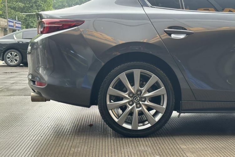 Used Mazda 3 Axela 2023 2.0L Automatic ZhiZhen Edition Exterior 9