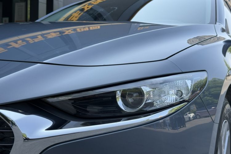 Used Mazda 3 Axela 2023 1.5L Manual ZhiMei Edition Exterior 9