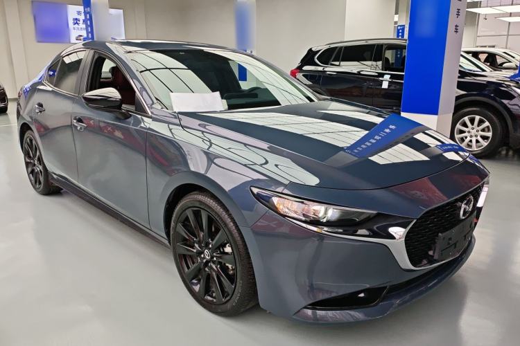 Used Mazda 3 Axela 2023 2.0L Automatic ZhiXuan Edition Front Right 45 Deg