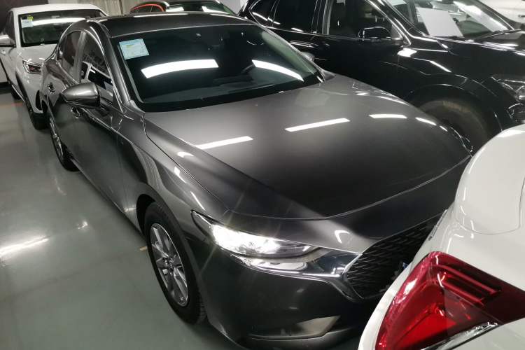 Used Mazda 3 Axela 2023 2.0L Automatic Zhiqing Edition Front Right 45 Deg