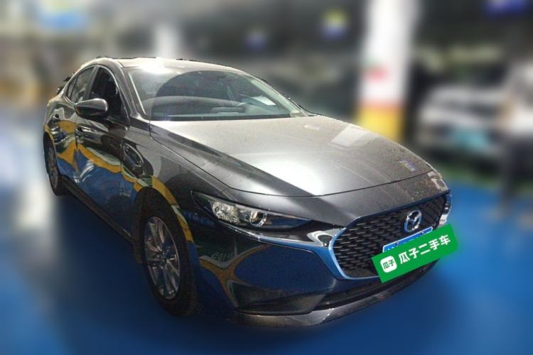 Used Mazda 3 Axela 2023 2.0L Automatic Zhiqing Edition Front Right 45 Deg