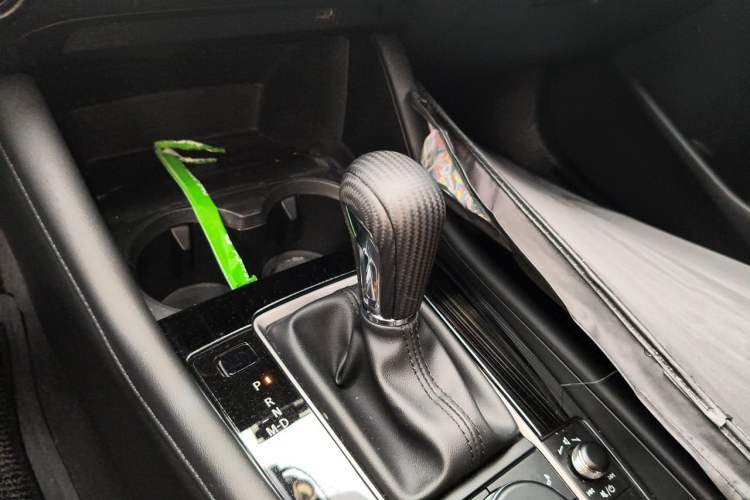 Used Mazda 3 Axela 2023 2.0L Automatic Zhiqing Edition Gear Lever