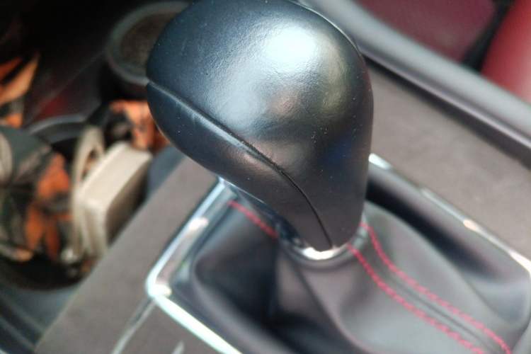 Used Mazda 3 Axela 2023 2.0L Automatic ZhiZhen Edition Gear Lever