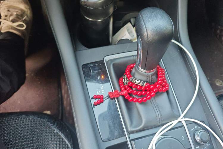 Used Mazda 3 Axela 2023 2.0L Automatic Zhiqing Edition Gear Lever