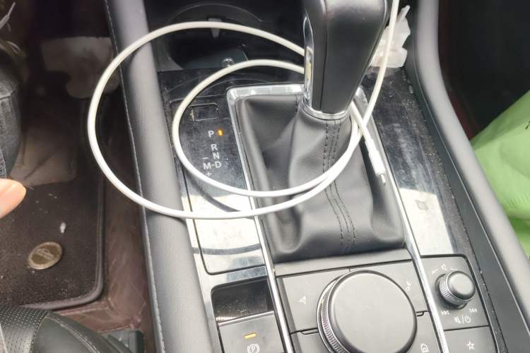 Used Mazda 3 Axela 2023 2.0L Automatic ZhiZhen Edition Gear Lever