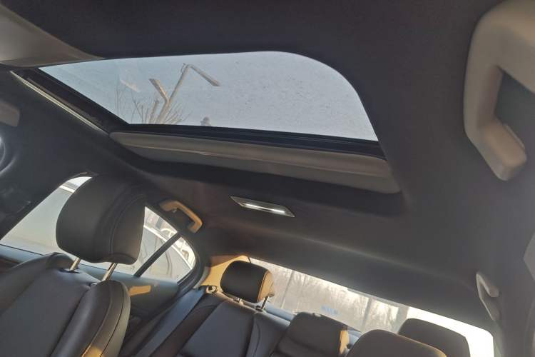 Used Mazda 3 Axela 2023 2.0L Automatic Zhiyao Edition Headliner