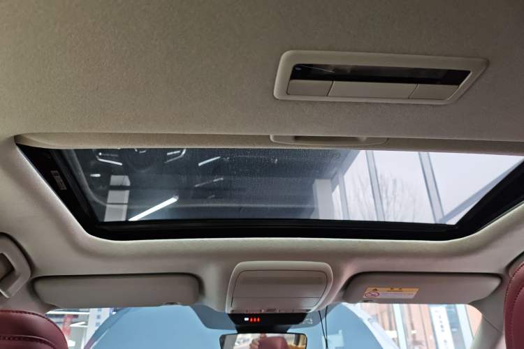 Used Mazda 3 Axela 2023 2.0L Automatic ZhiXuan Edition Headliner