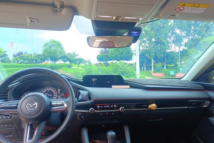 Used Mazda 3 Axela 2023 2.0L Automatic ZhiZhen Edition Headliner