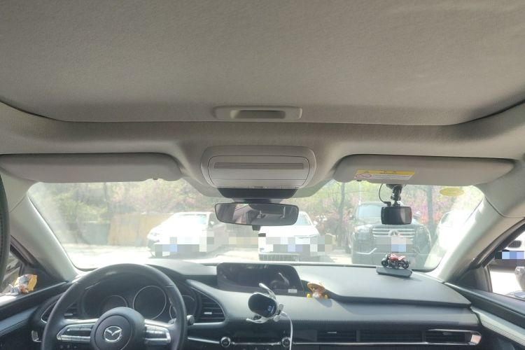 Used Mazda 3 Axela 2023 2.0L Automatic ZhiZhen Edition Headliner