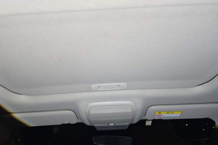 Used Mazda 3 Axela 2023 2.0L Automatic ZhiZhen Edition Headliner