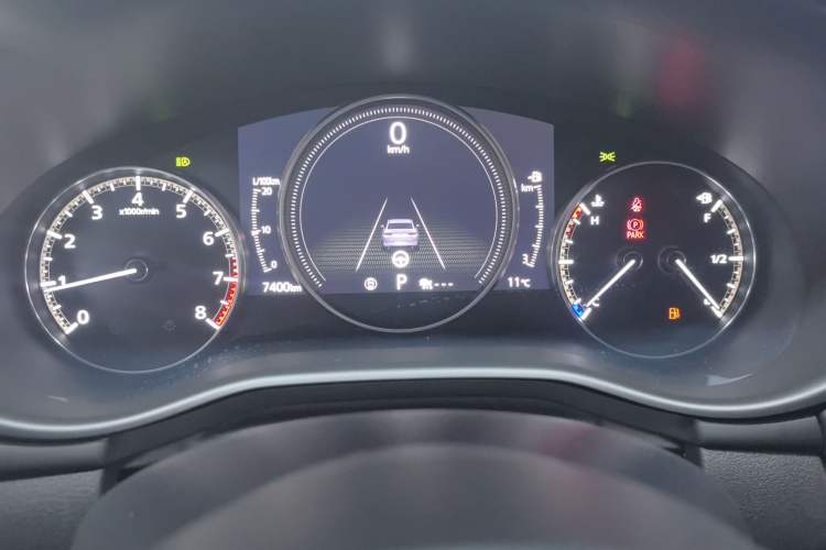 Used Mazda 3 Axela 2023 2.0L Automatic ZhiZhen Edition Instrument Cluster