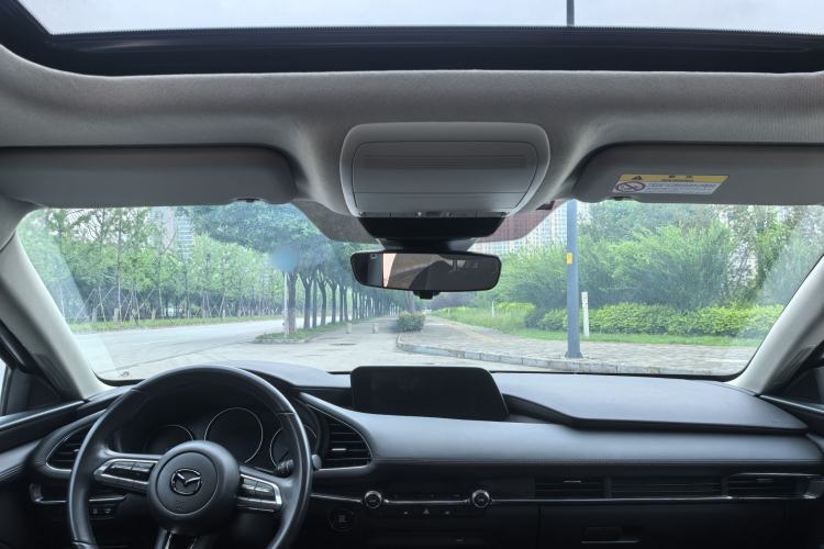 Used Mazda 3 Axela 2023 2.0L Automatic ZhiXuan Edition Interior 1