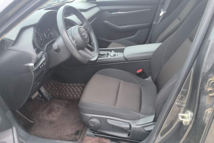 Used Mazda 3 Axela 2023 2.0L Automatic Zhiqing Edition Left Front Seat