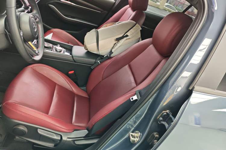 Used Mazda 3 Axela 2023 2.0L Automatic ZhiXuan Edition Left Front Seat
