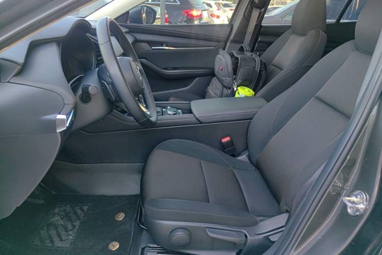 Used Mazda 3 Axela 2023 2.0L Automatic ZhiXuan Edition Left Front Seat