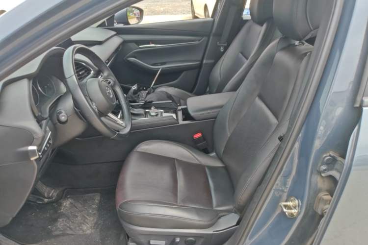 Used Mazda 3 Axela 2023 2.0L Automatic ZhiZhen Edition Left Front Seat