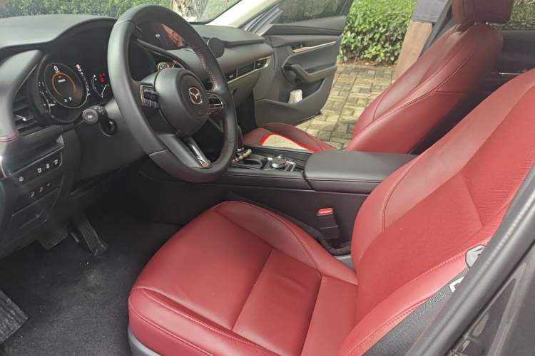 Used Mazda 3 Axela 2023 2.0L Automatic ZhiZhen Edition Left Front Seat