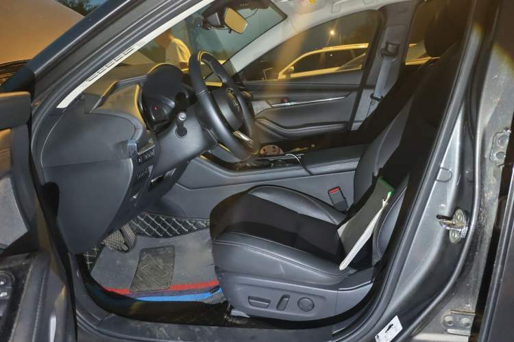 Used Mazda 3 Axela 2023 2.0L Automatic ZhiZhen Edition Left Front Seat