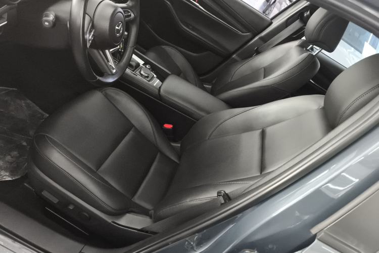 Used Mazda 3 Axela 2023 2.0L Automatic ZhiZhen Edition Left Front Seat