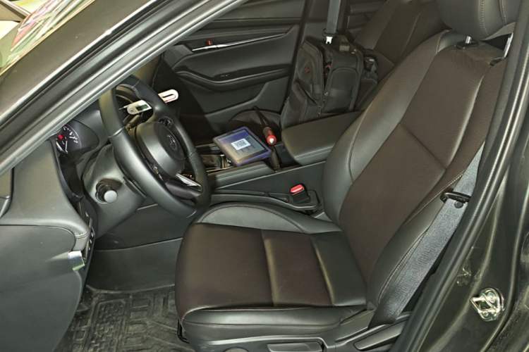 Used Mazda 3 Axela 2023 2.0L Automatic Zhiya Edition Left Front Seat