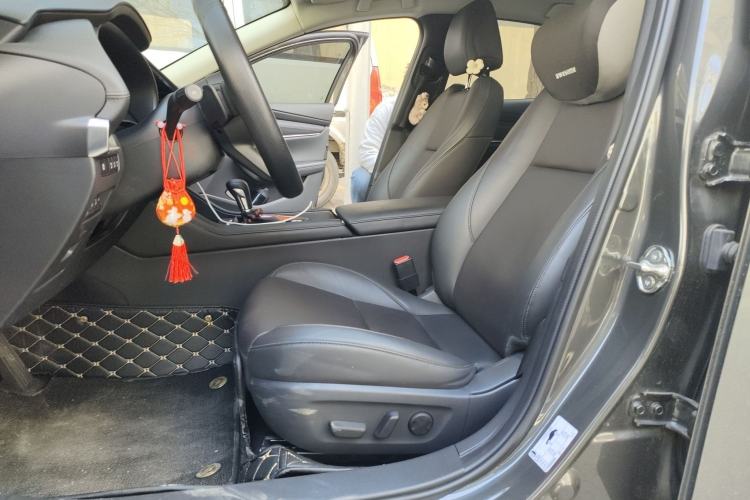 Used Mazda 3 Axela 2023 2.0L Automatic ZhiZhen Edition Left Front Seat