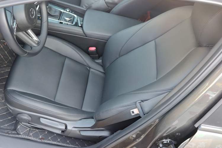 Used Mazda 3 Axela 2023 2.0L Automatic ZhiXuan Edition Left Front Seat